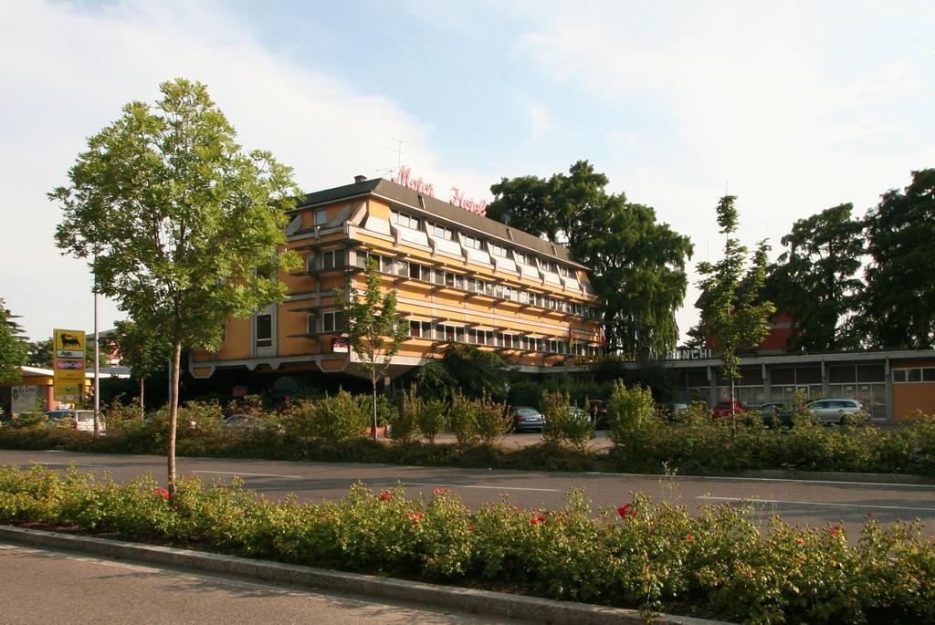 Ai Ronchi Motor Hotel Brescia Zewnętrze zdjęcie