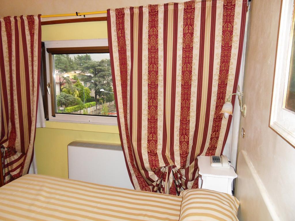 Ai Ronchi Motor Hotel Brescia Zewnętrze zdjęcie