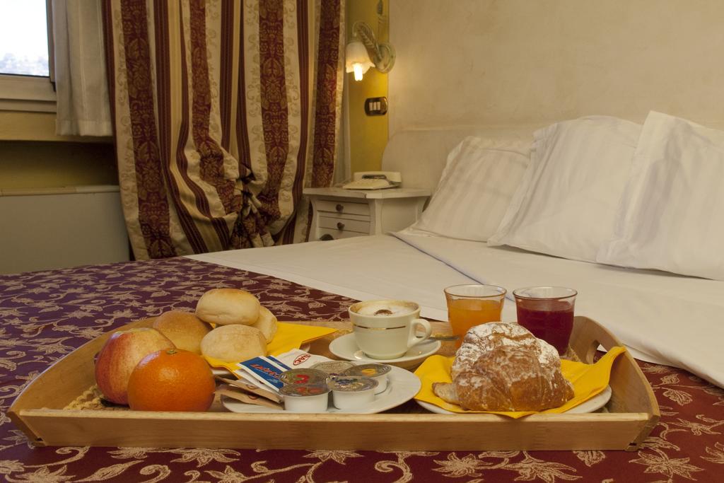 Ai Ronchi Motor Hotel Brescia Zewnętrze zdjęcie