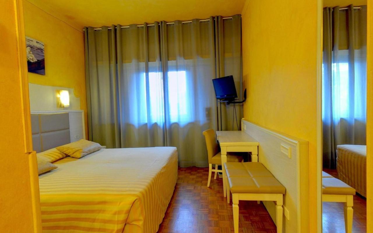Ai Ronchi Motor Hotel Brescia Zewnętrze zdjęcie