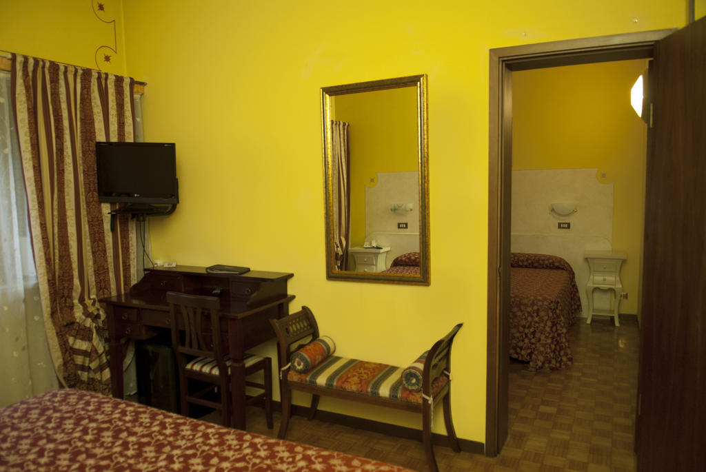 Ai Ronchi Motor Hotel Brescia Pokój zdjęcie